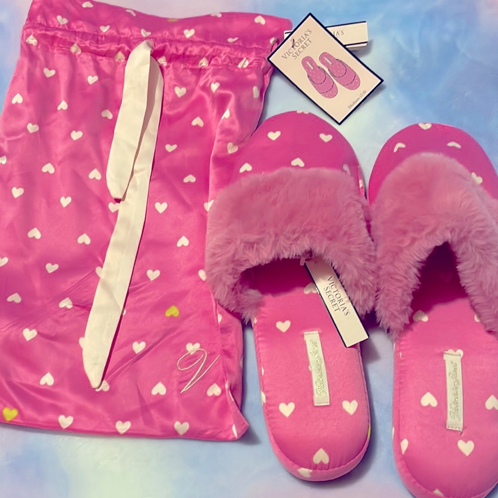 Victoria’s Secret Slippers